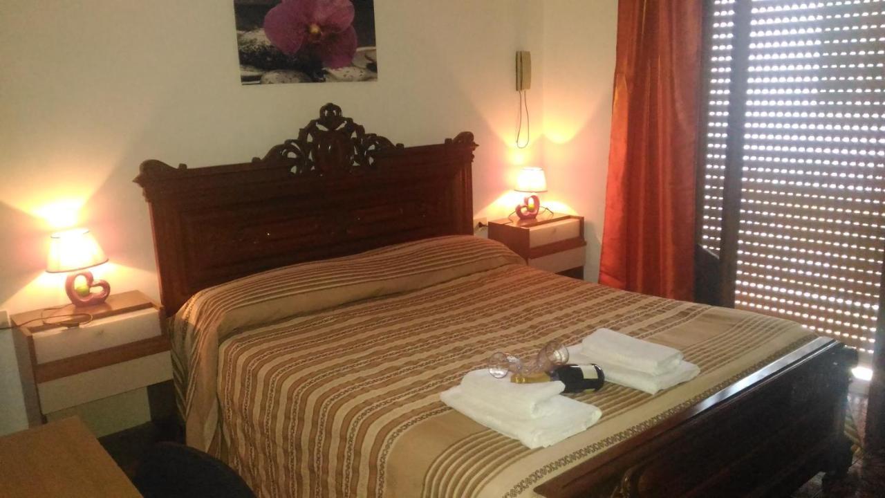 Hotel California Milazzo Bagian luar foto