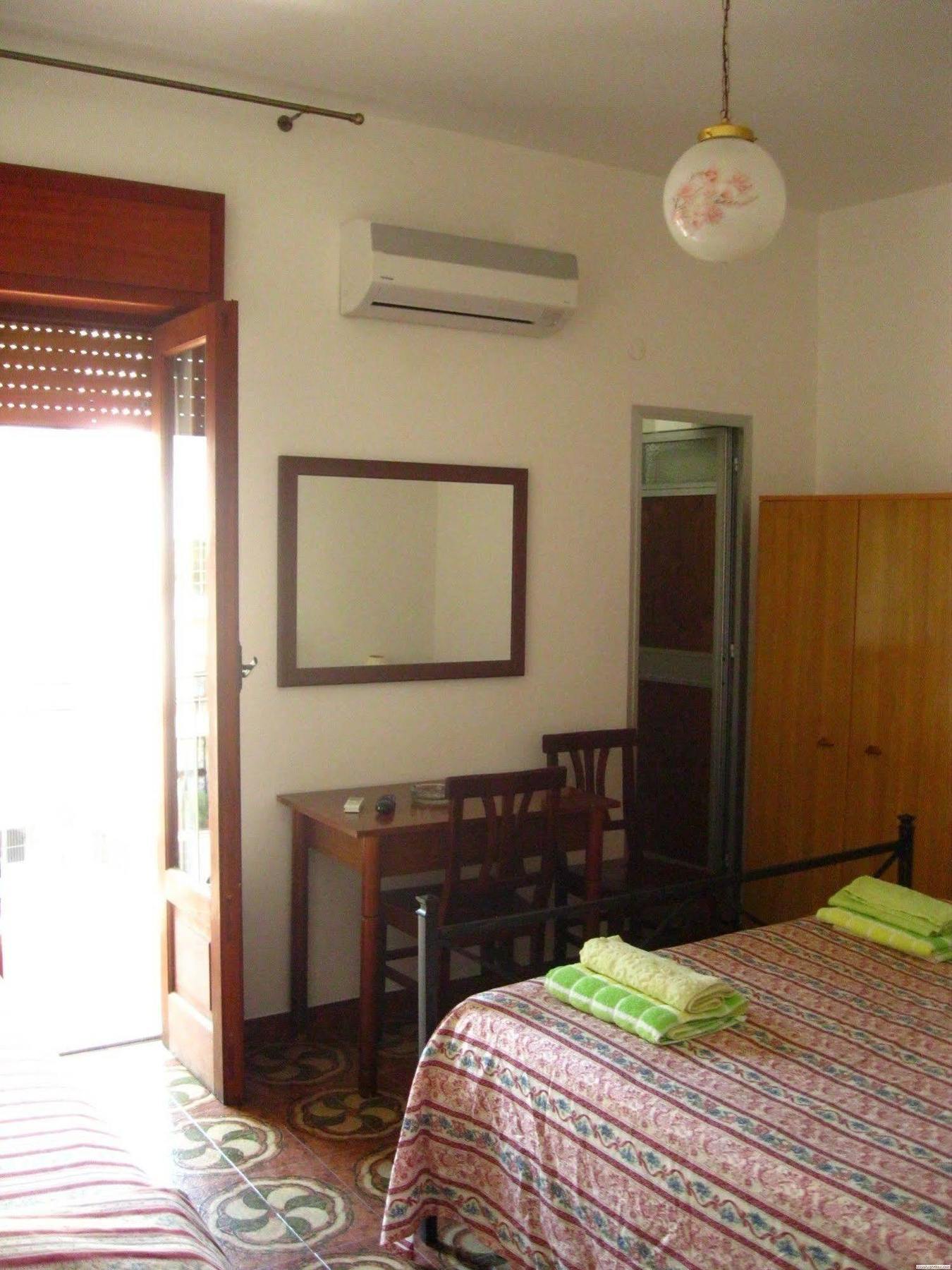 Hotel California Milazzo Bagian luar foto